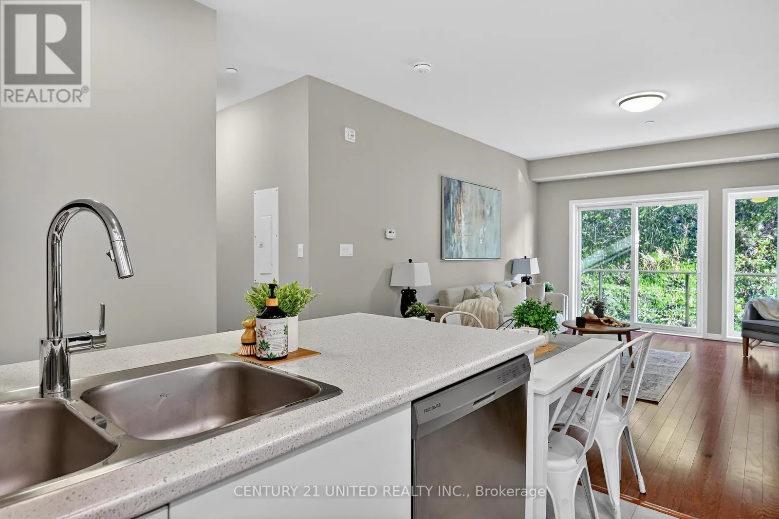 206 - 344 FLORENCE DRIVE, #206