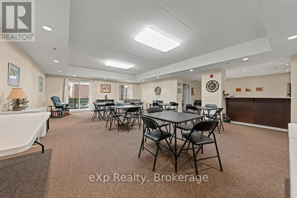 315 - 308 WATSON PARKWAY N, #315