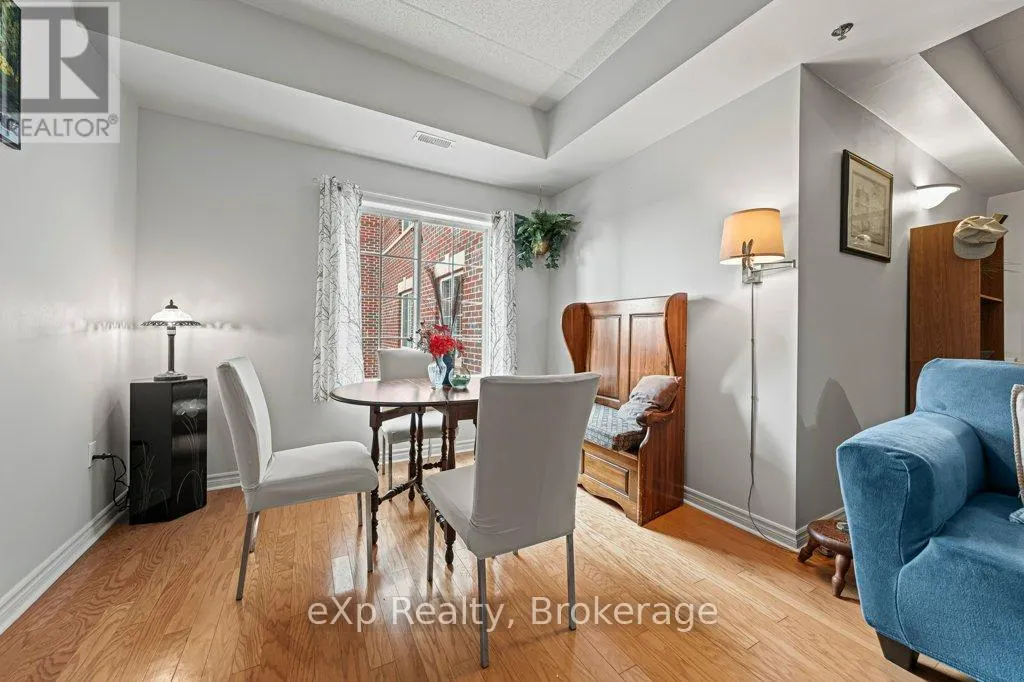 315 - 308 WATSON PARKWAY N, #315