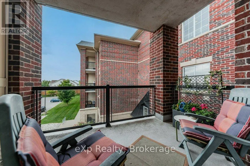 315 - 308 WATSON PARKWAY N, #315