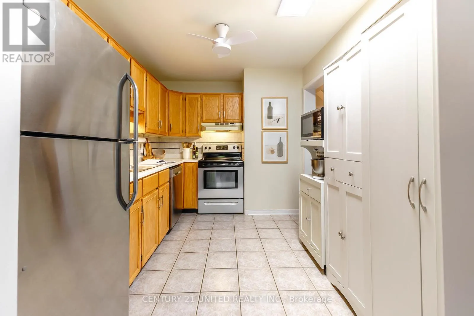 15 - 36 CHAMPLAIN CRESCENT, #15