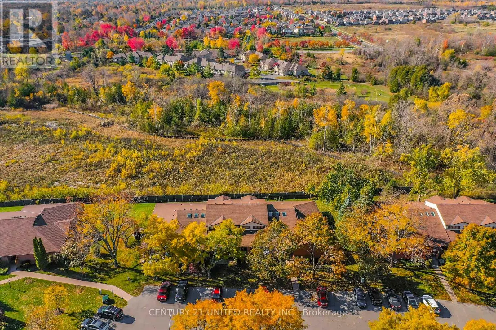 15 - 36 CHAMPLAIN CRESCENT, #15