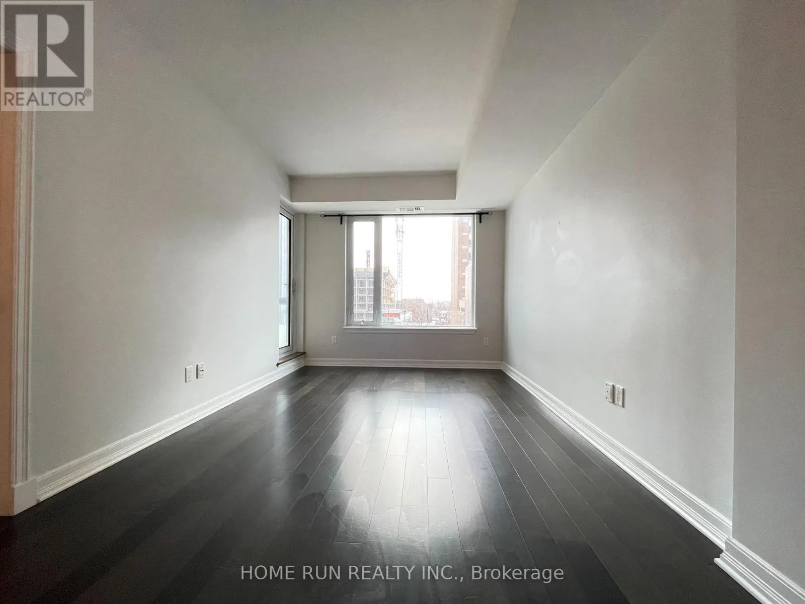 307 - 238 BESSERER STREET