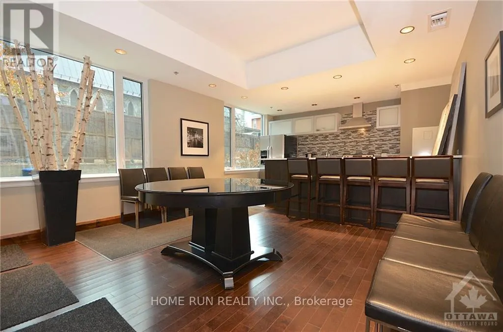 307 - 238 BESSERER STREET