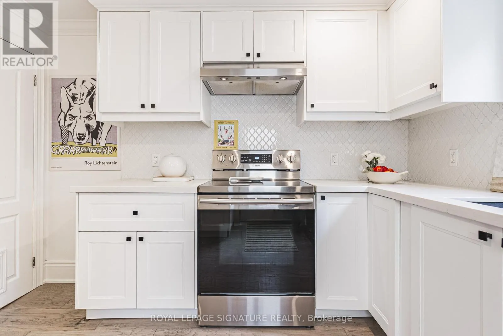 110 KENSINGTON AVENUE S