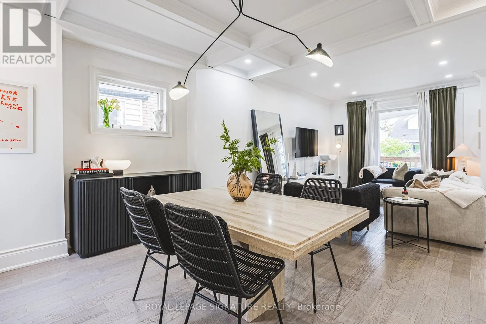 110 KENSINGTON AVENUE S