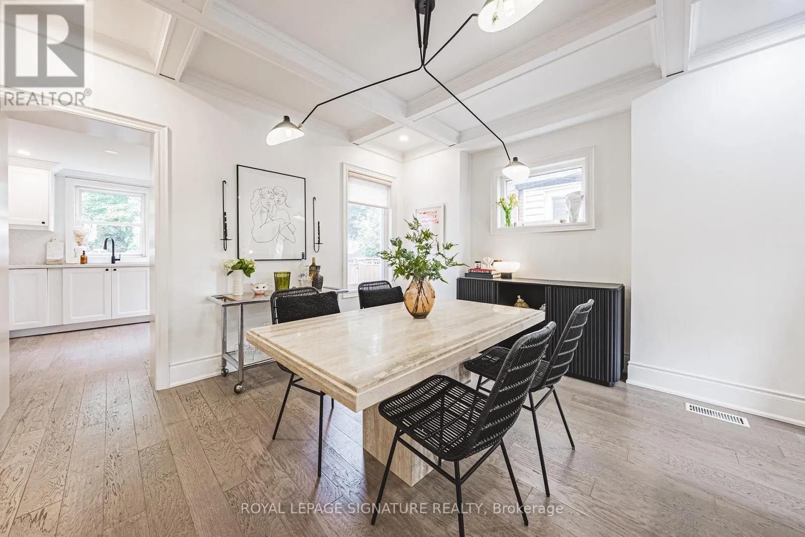 110 KENSINGTON AVENUE S