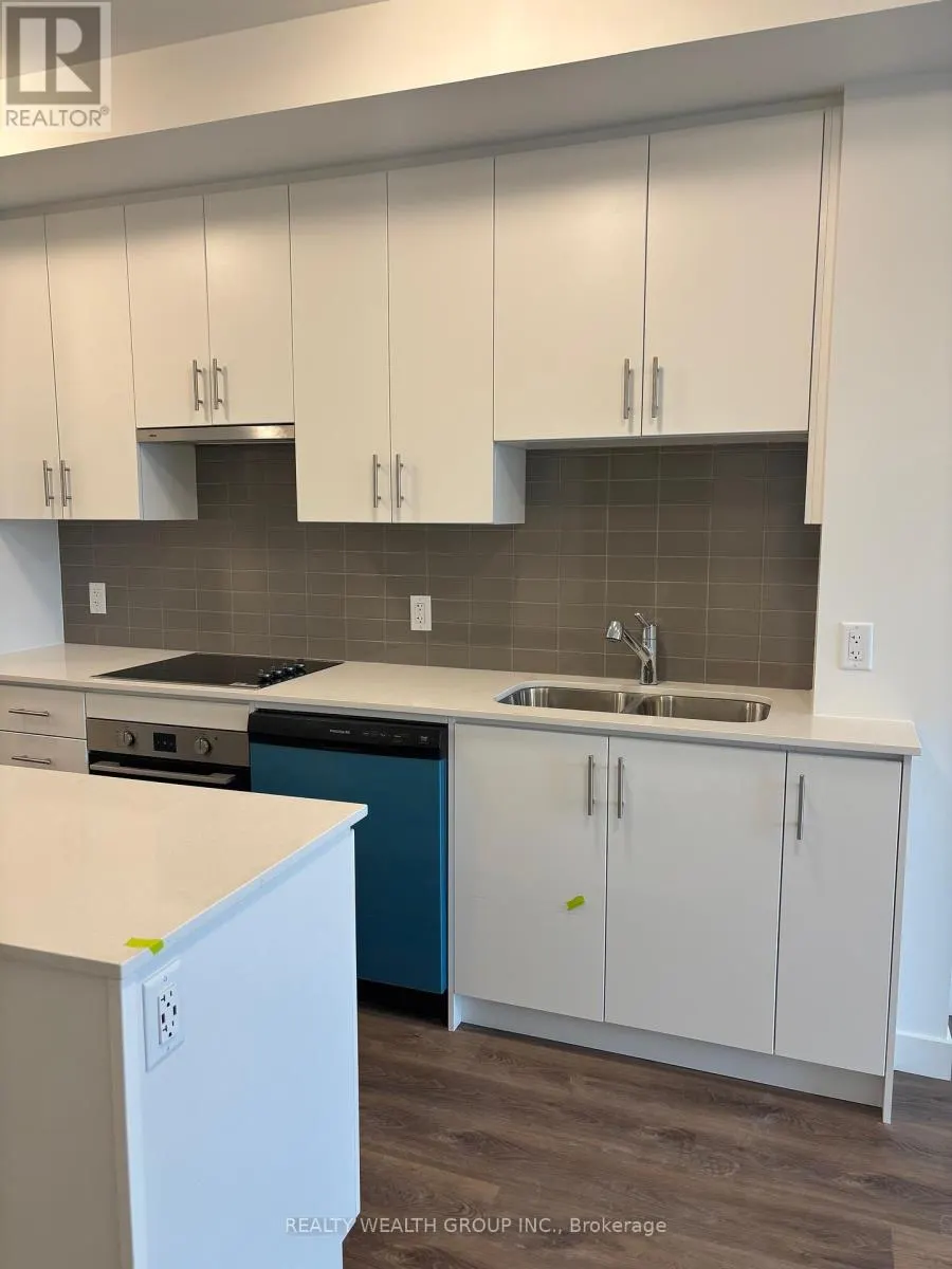 504 - 461 GREEN ROAD