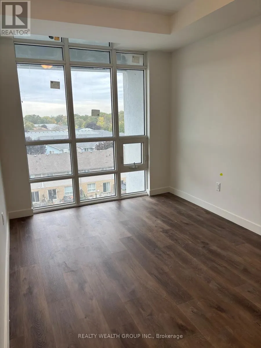 504 - 461 GREEN ROAD