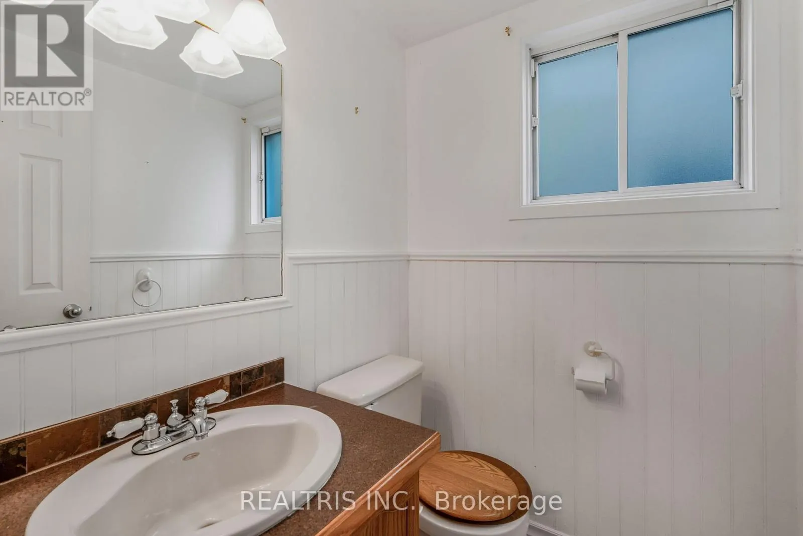 1905 DES EPINETTES AVENUE