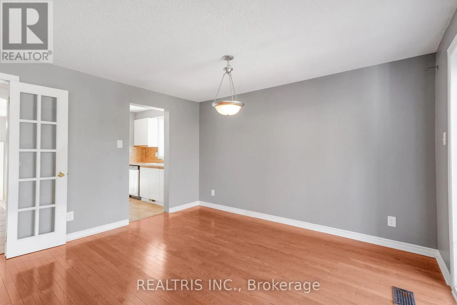 1598 MEADOWFIELD PLACE