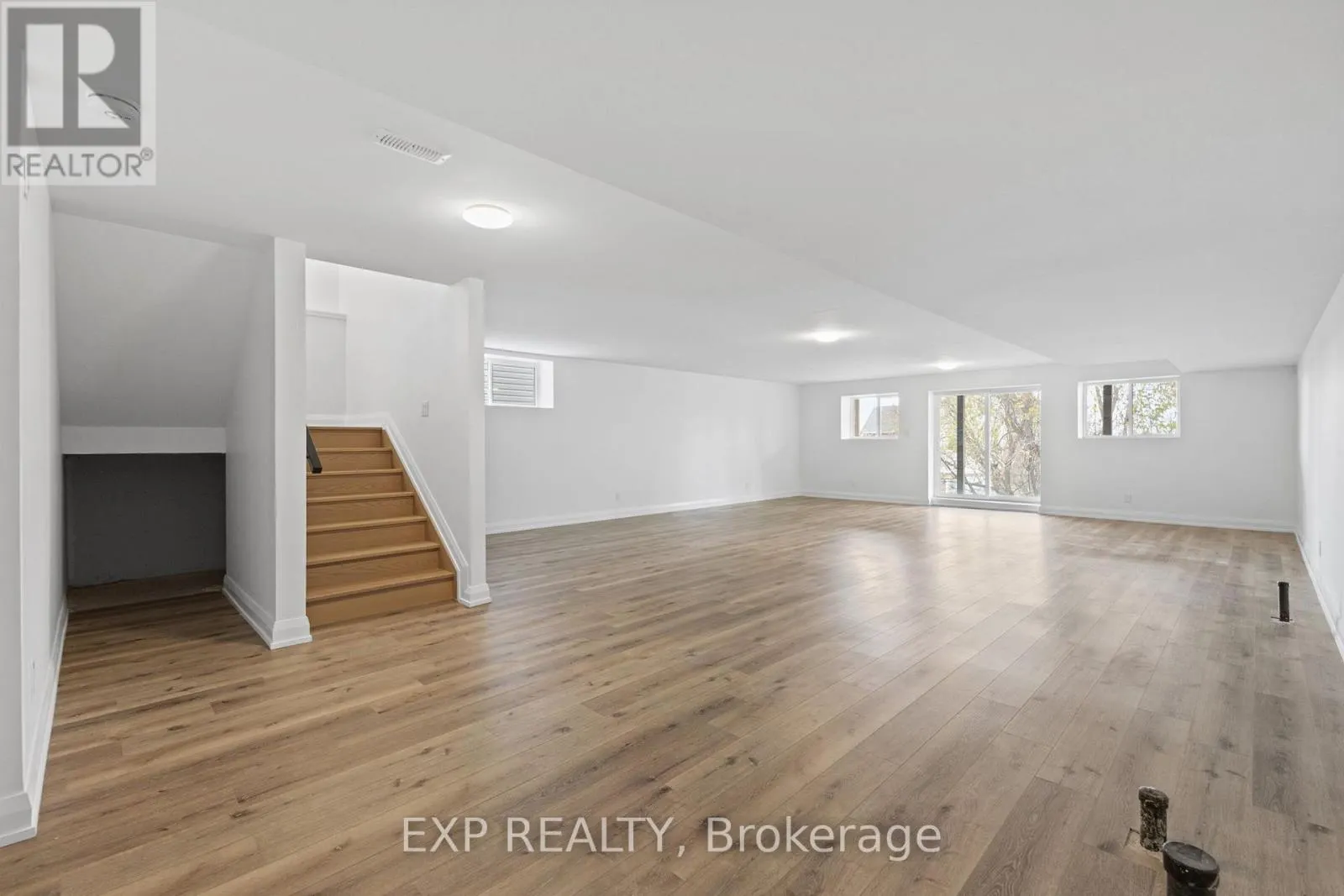 6817 NOTRE DAME STREET