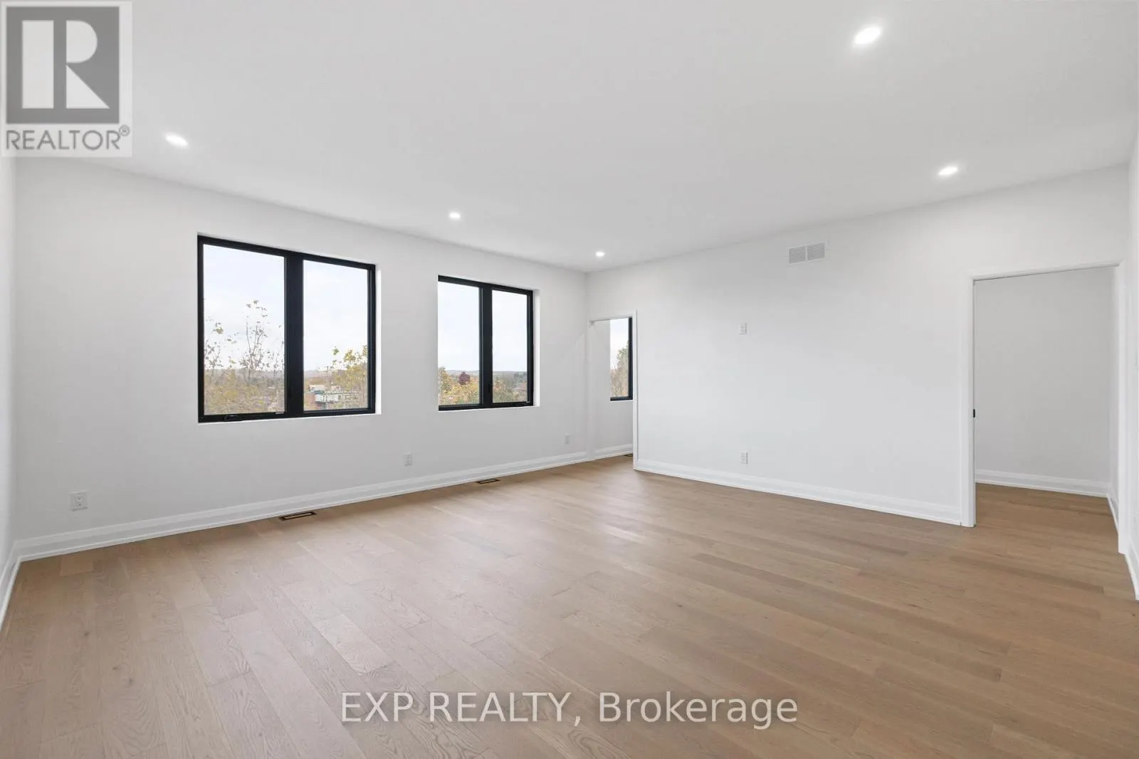 6817 NOTRE DAME STREET