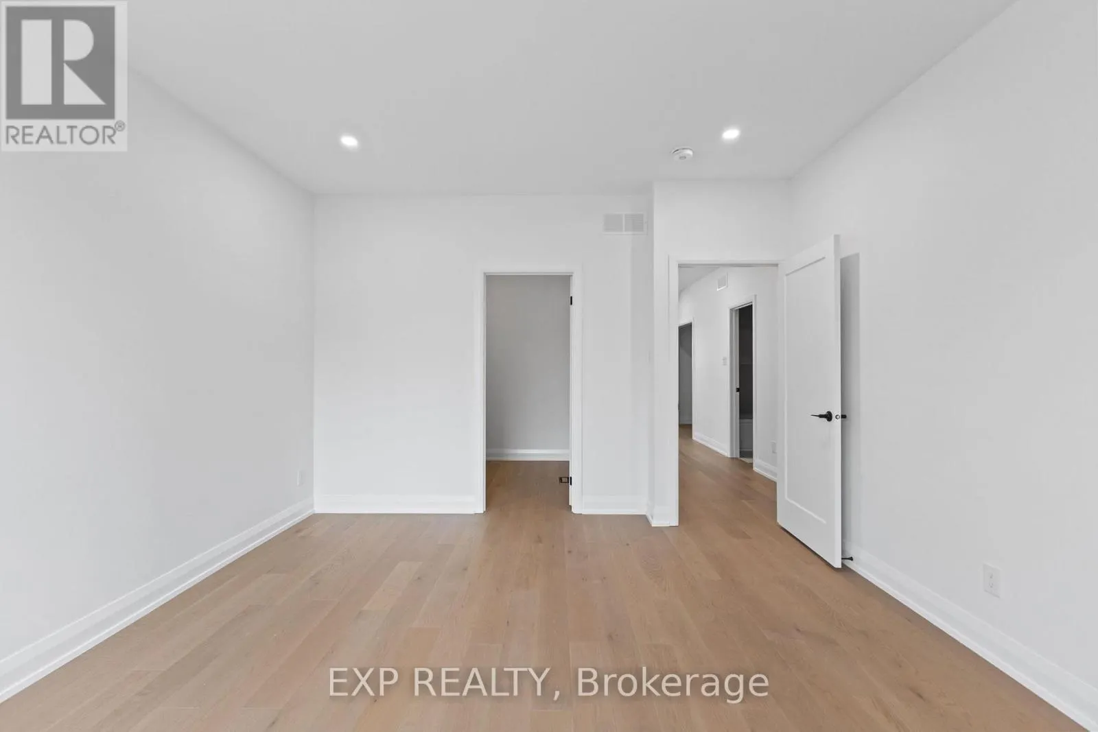 6817 NOTRE DAME STREET