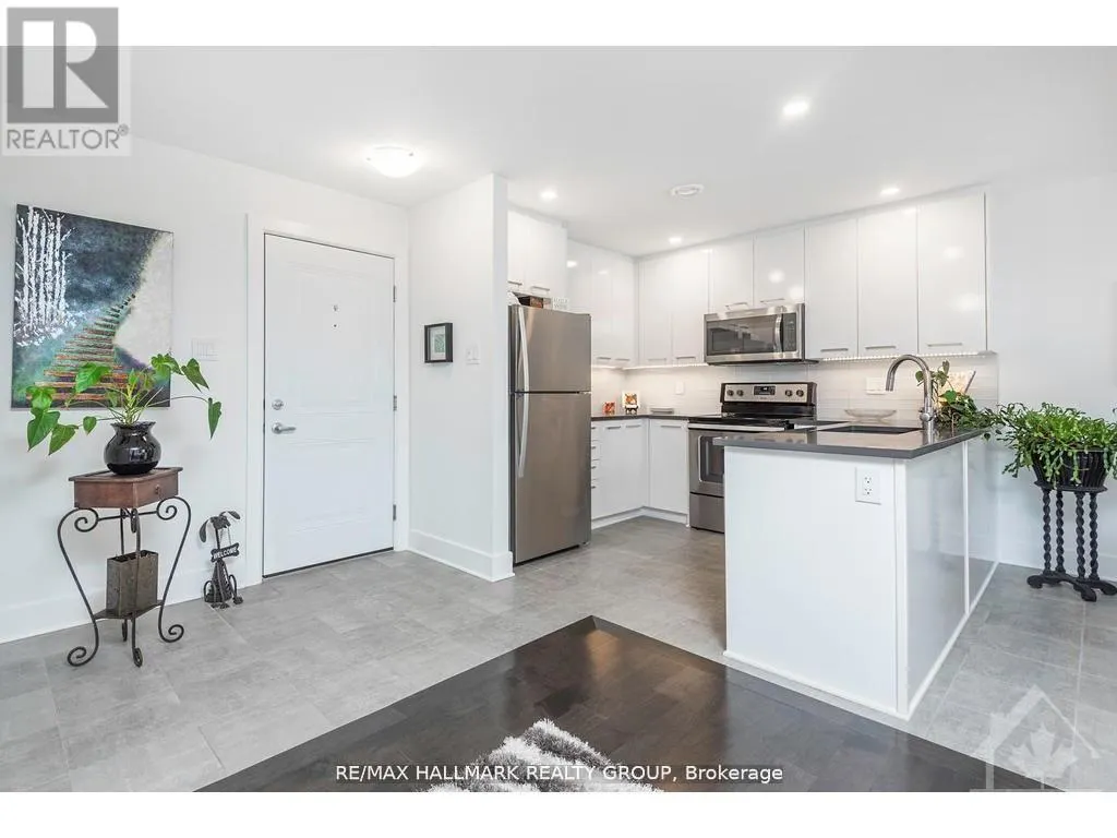 10 - 340 TRIBECA PRIVATE