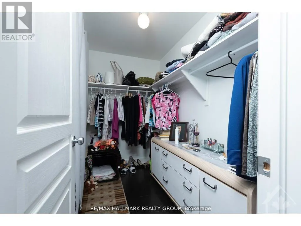 10 - 340 TRIBECA PRIVATE