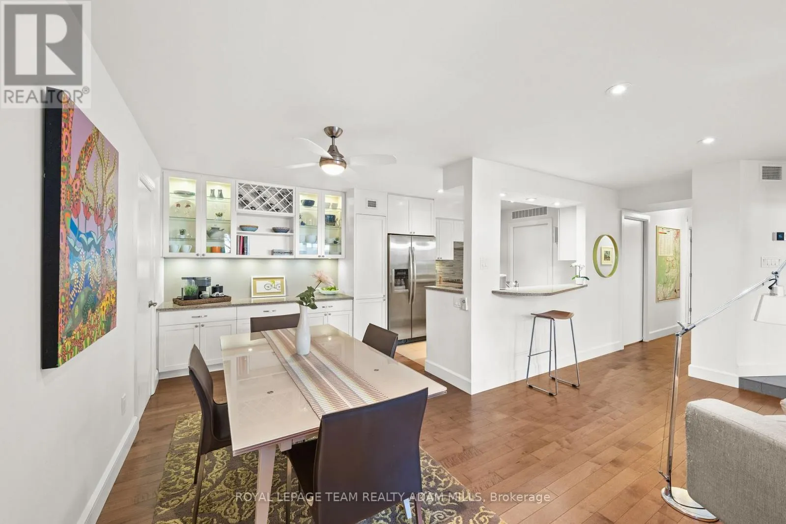 202D - 1 COLUMBUS AVENUE