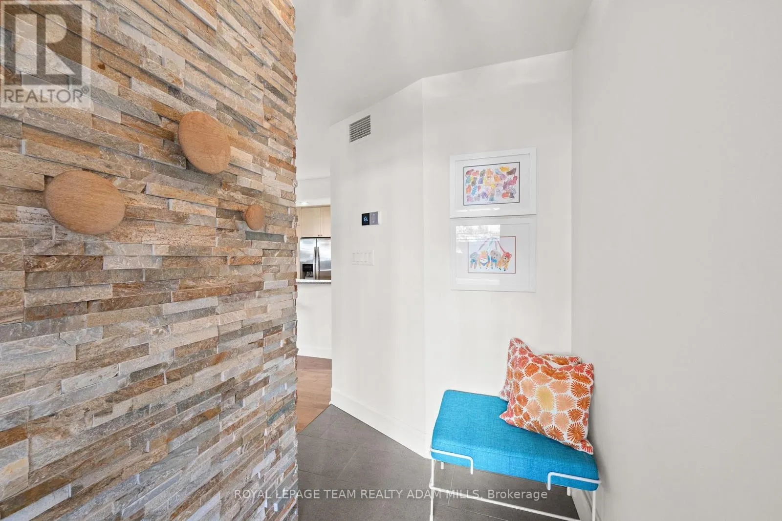 202D - 1 COLUMBUS AVENUE