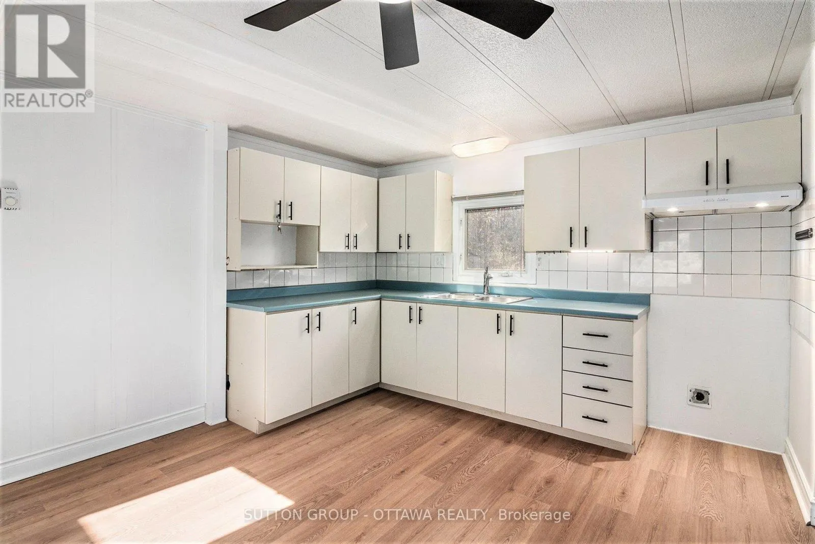 54 - 5620 ROCKDALE ROAD