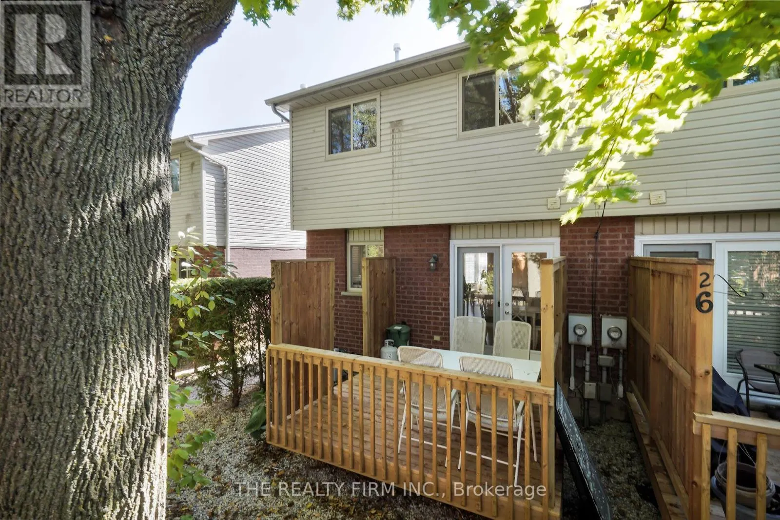 25 - 70 CHAPMAN COURT, #25