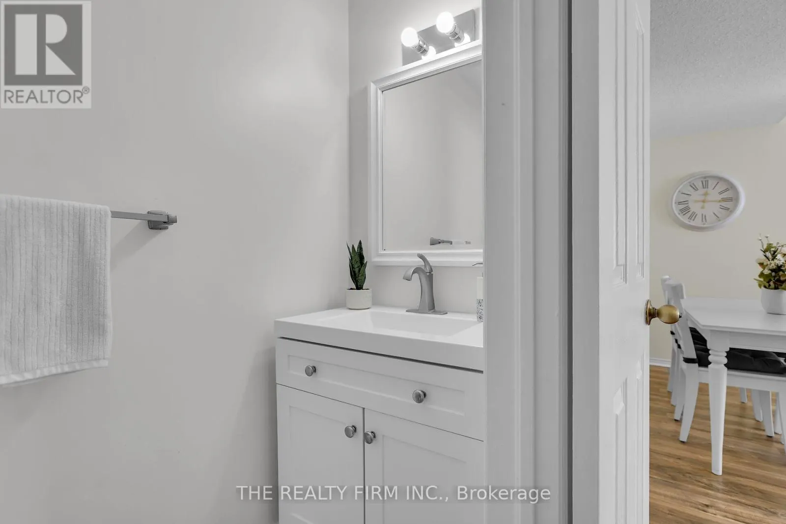 25 - 70 CHAPMAN COURT, #25