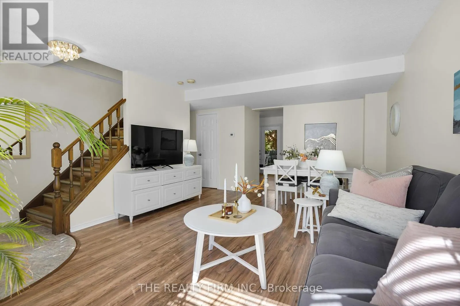 25 - 70 CHAPMAN COURT, #25