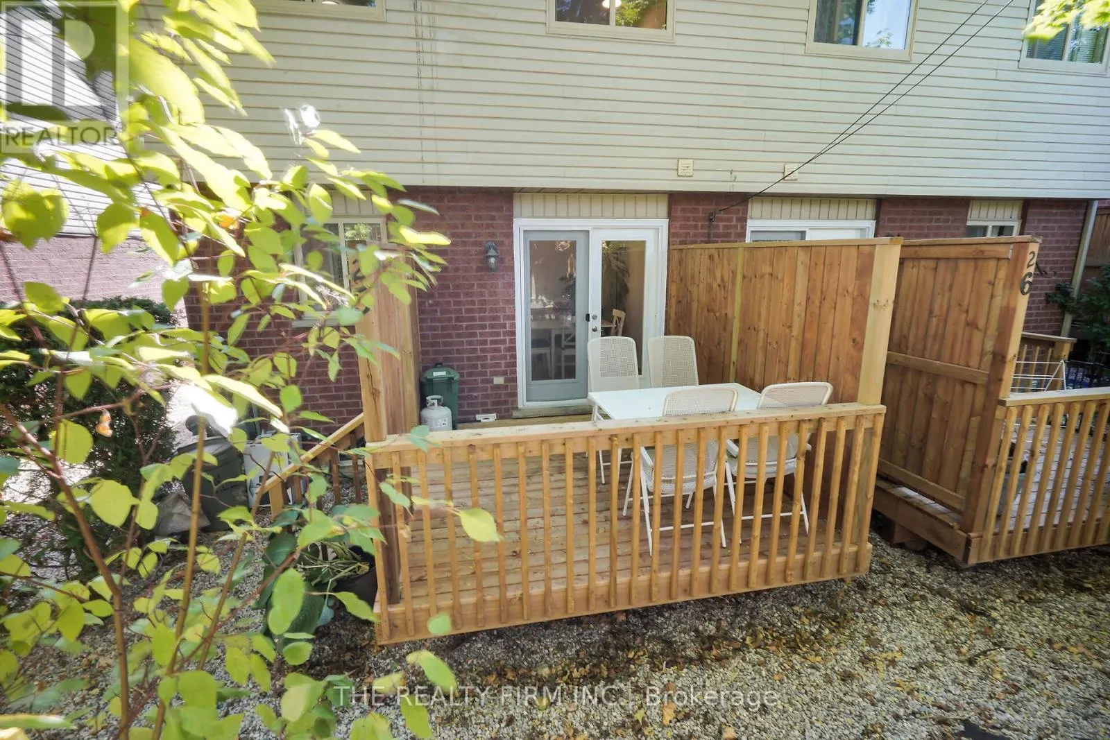 25 - 70 CHAPMAN COURT, #25