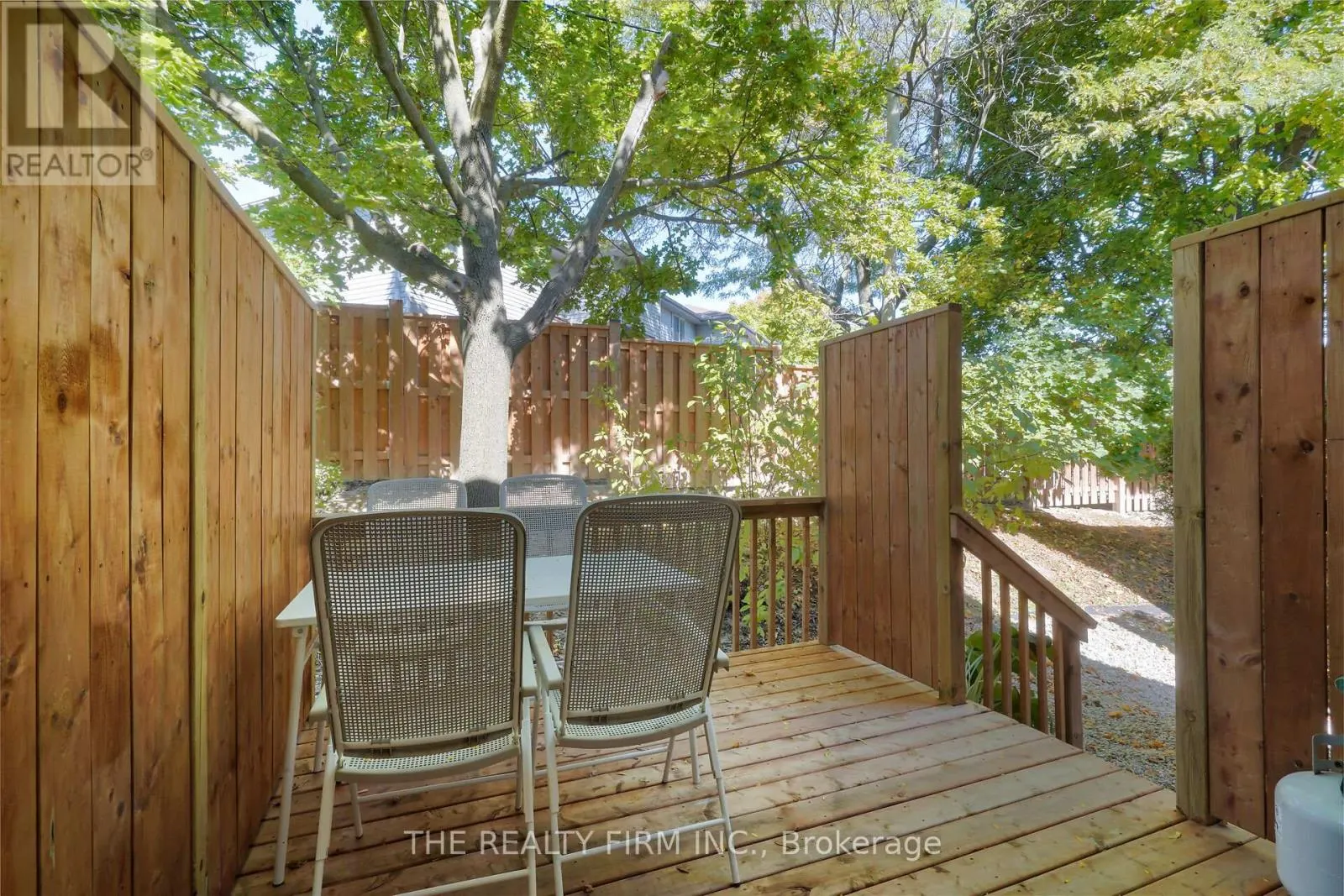 25 - 70 CHAPMAN COURT, #25