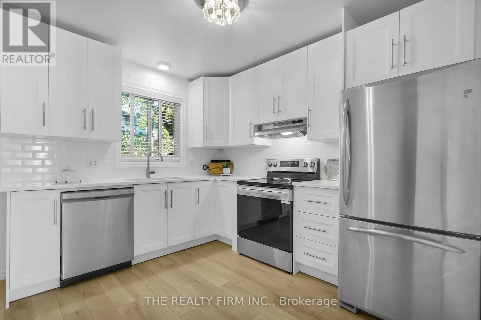 25 - 70 CHAPMAN COURT, #25