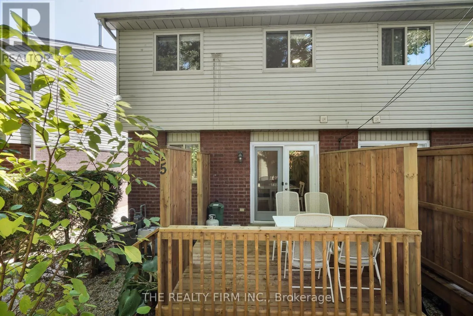 25 - 70 CHAPMAN COURT, #25