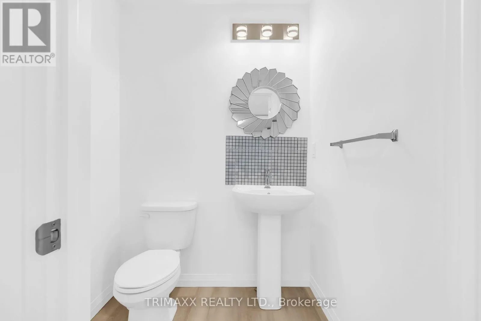 31 - 1465 STATION STREET