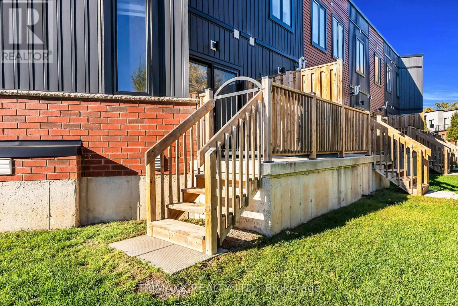 31 - 1465 STATION STREET