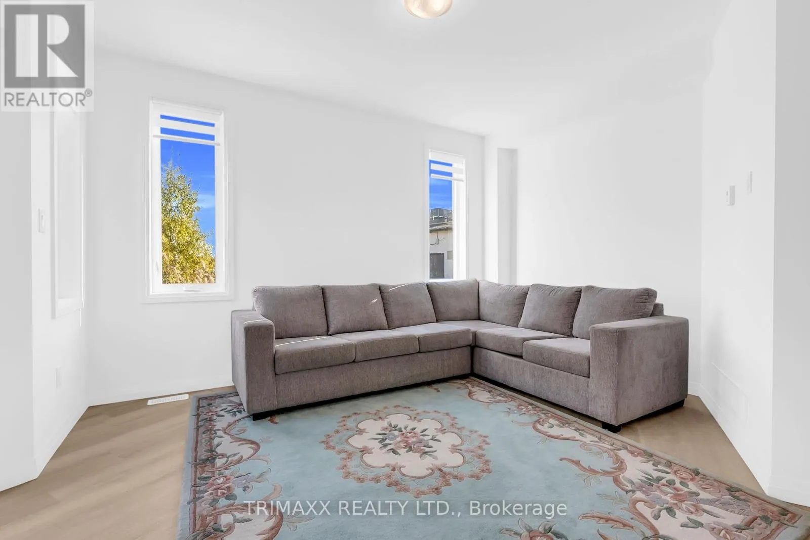 31 - 1465 STATION STREET