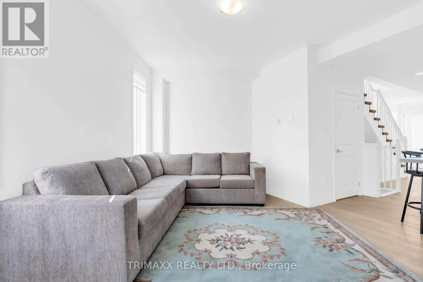 31 - 1465 STATION STREET