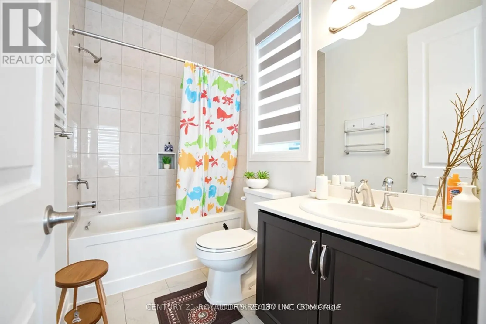 1219 UPPER THAMES DRIVE