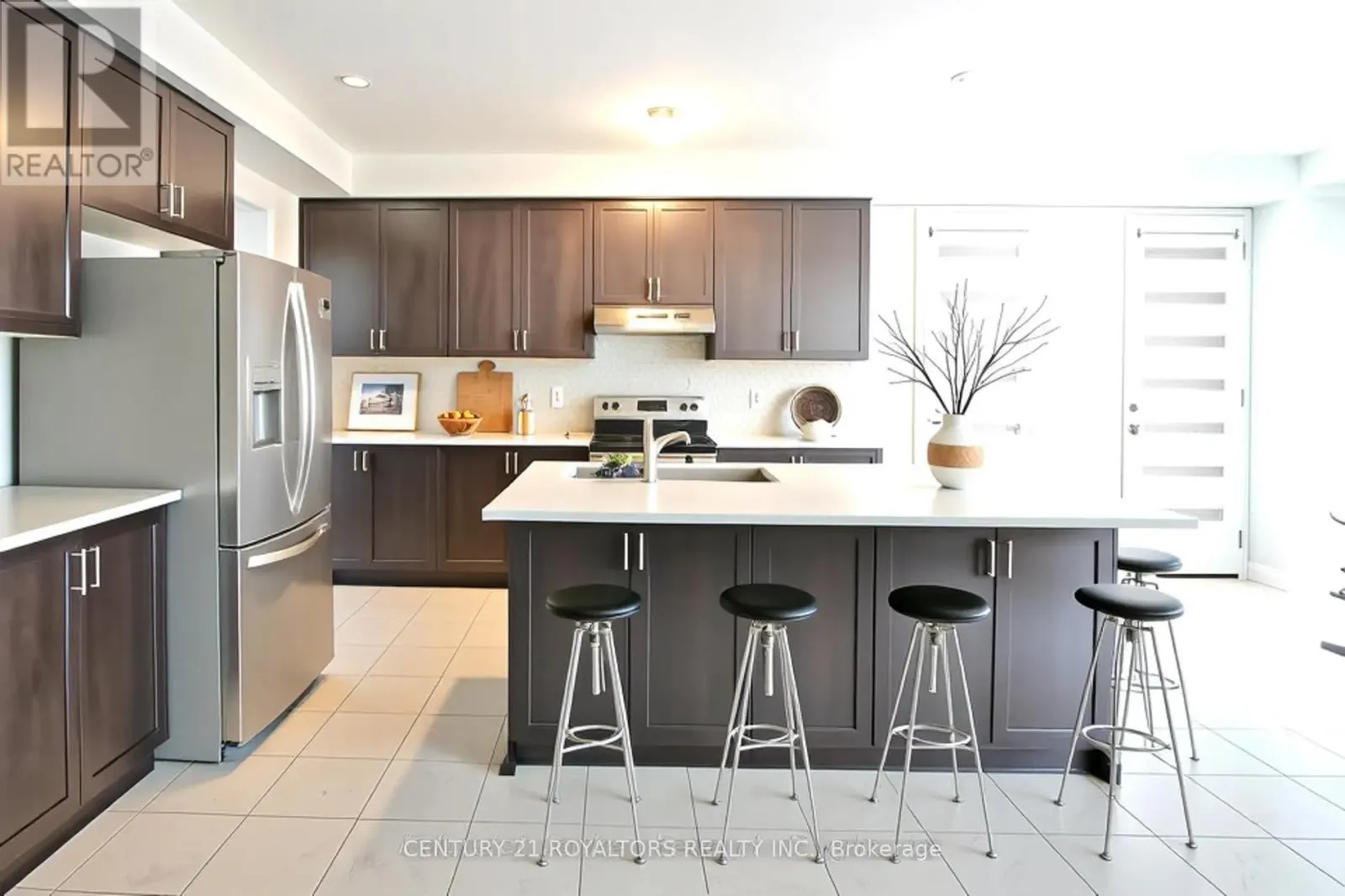 1219 UPPER THAMES DRIVE