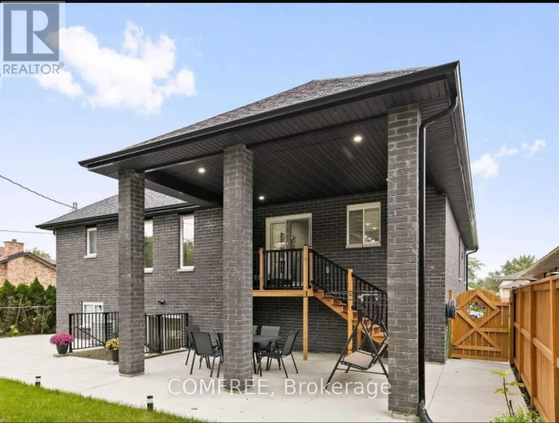 2927 CLEMENCEAU BOULEVARD