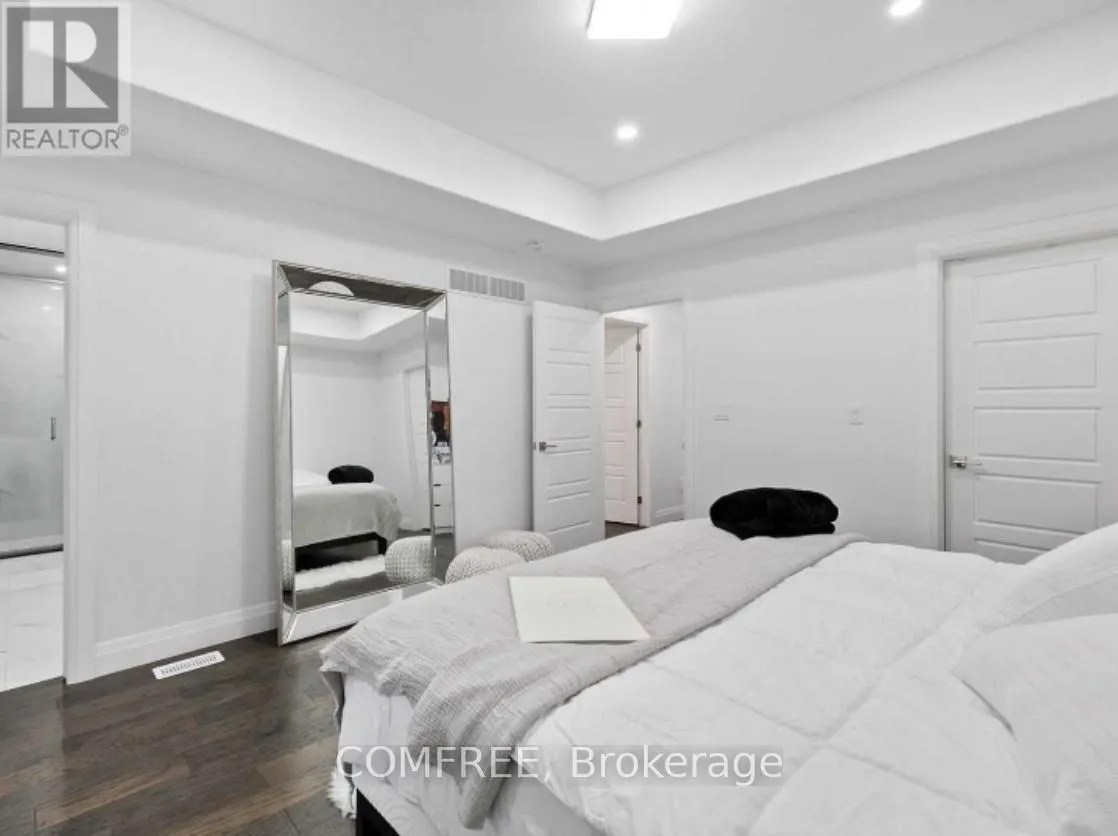 2927 CLEMENCEAU BOULEVARD