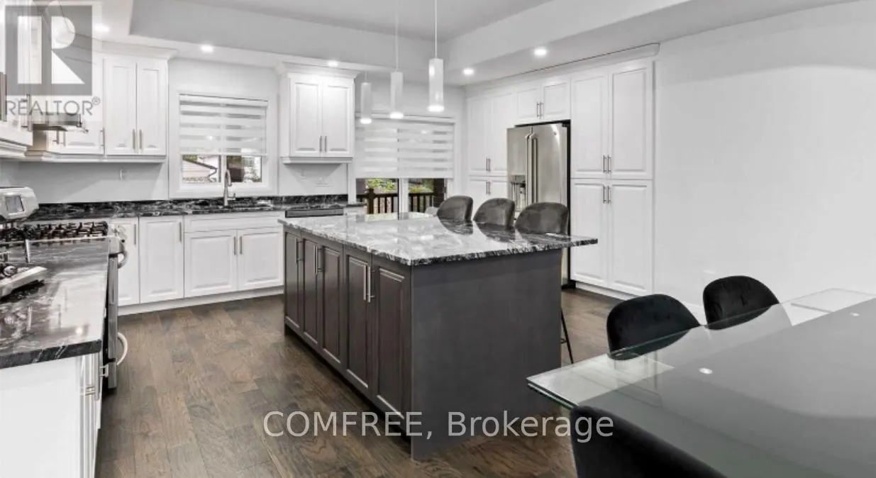 2927 CLEMENCEAU BOULEVARD