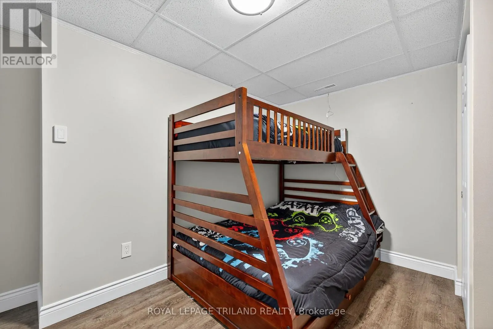 25 - 131 BONAVENTURE DRIVE, #25