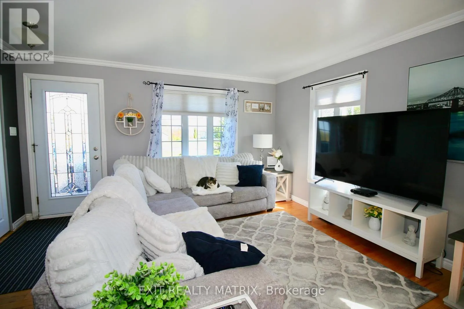 3532-3534 FRONT ROAD