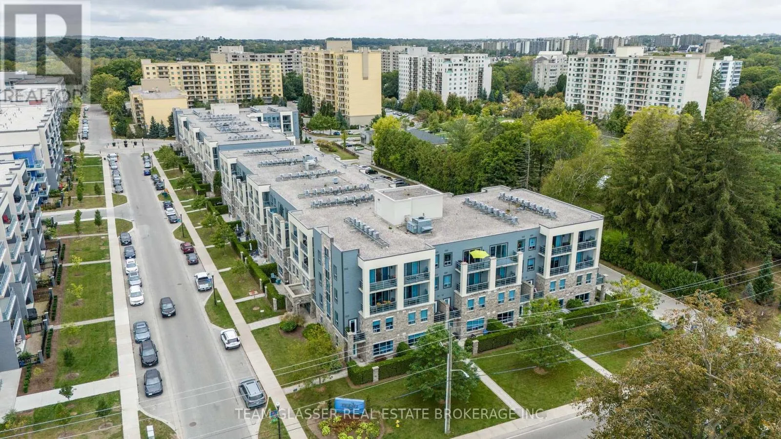 414 - 320 SUGARCREEK TRAIL, #414