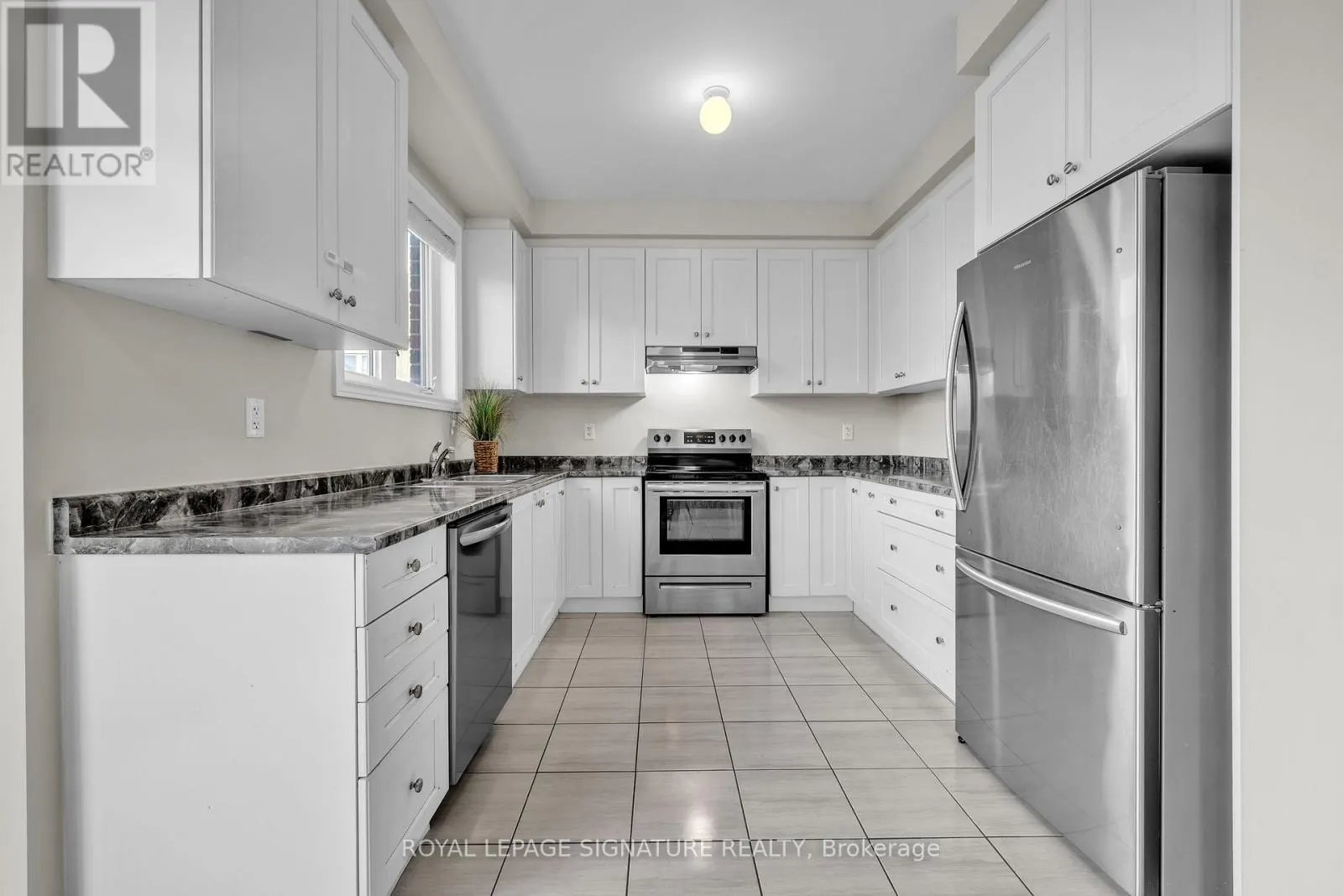 1089 UPPER THAMES DRIVE