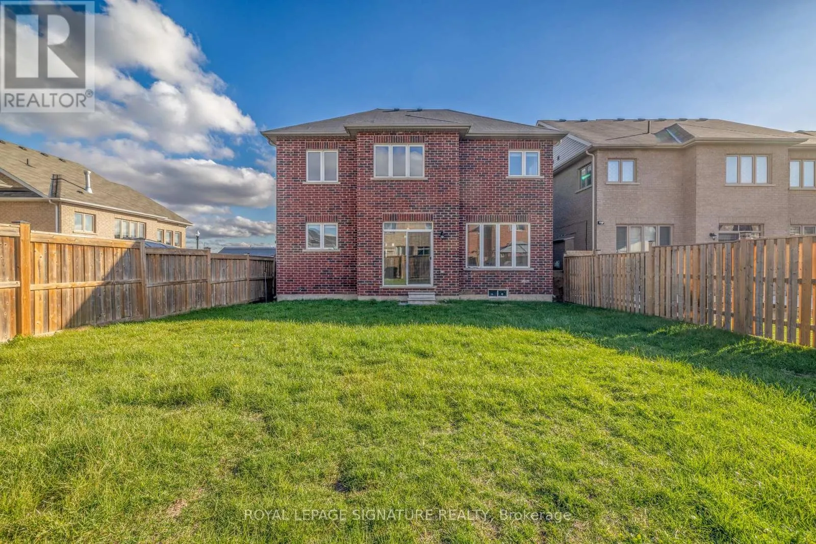 1089 UPPER THAMES DRIVE