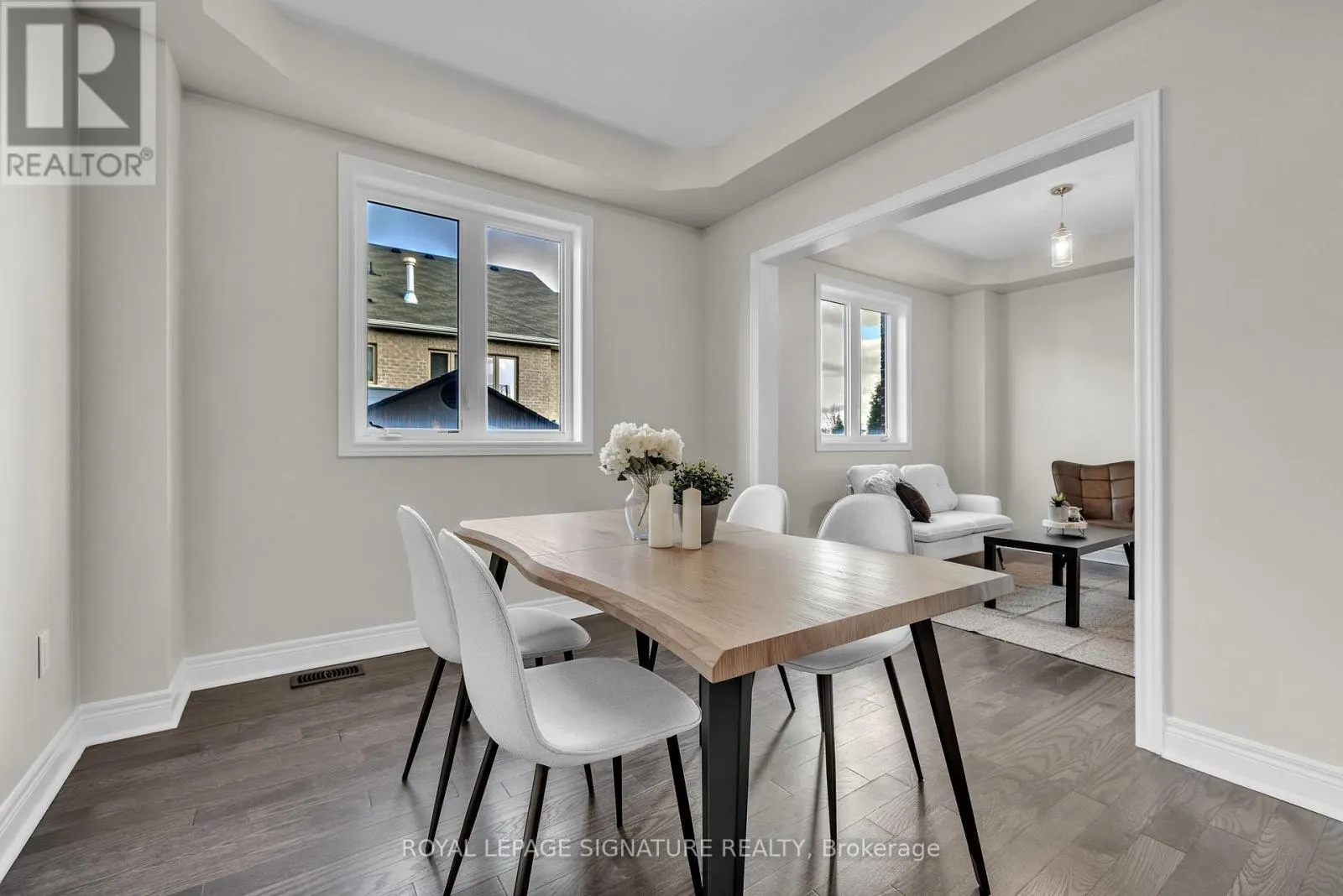 1089 UPPER THAMES DRIVE