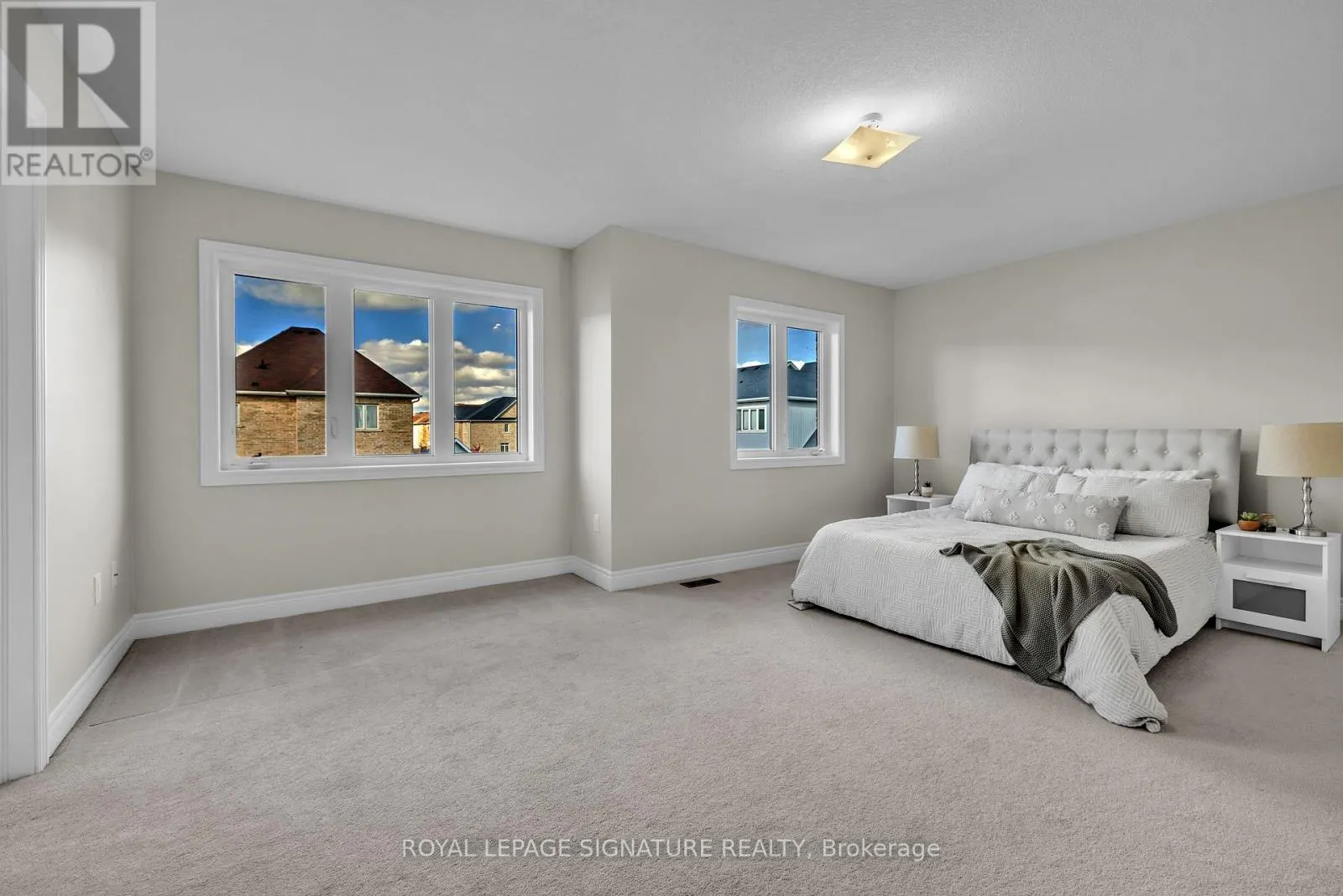 1089 UPPER THAMES DRIVE