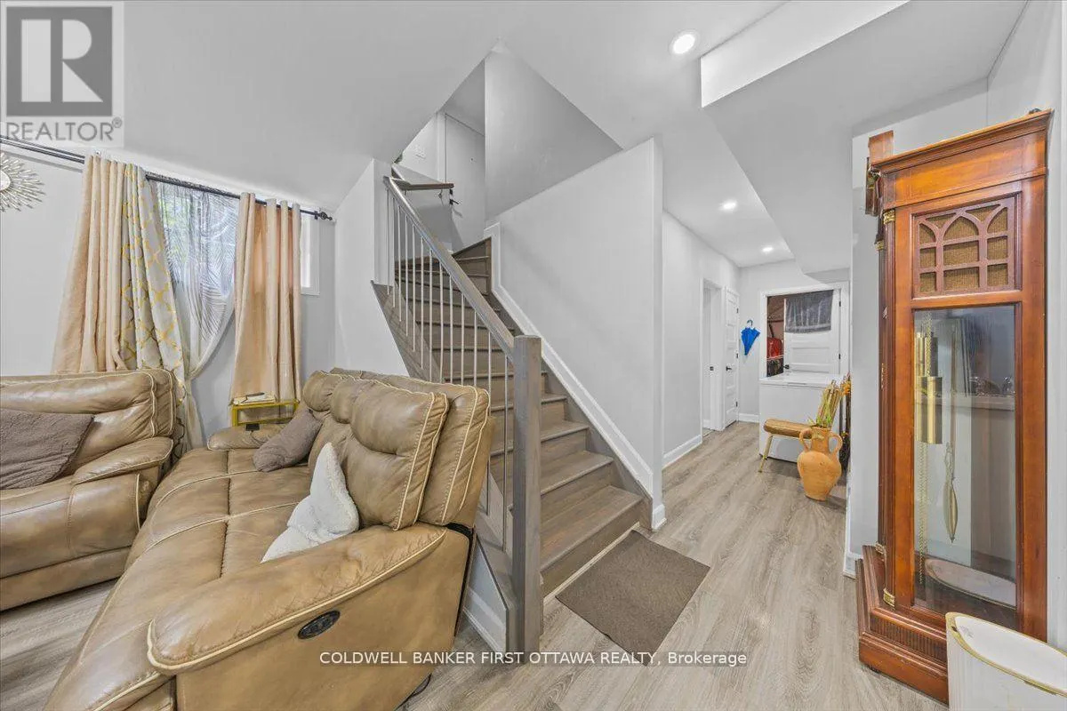 560 QUEEN MARY STREET