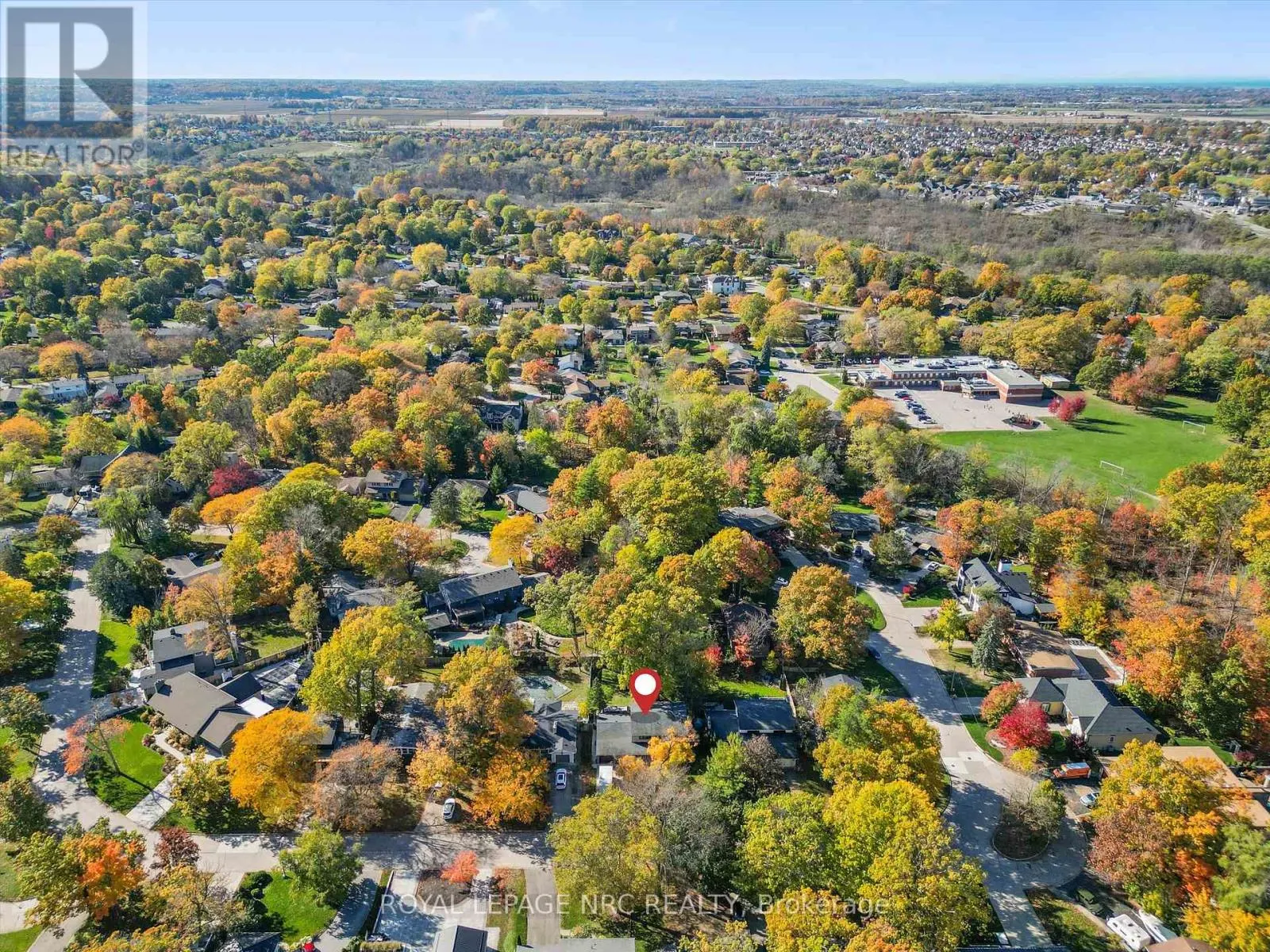 16 BRIARFIELD CRESCENT