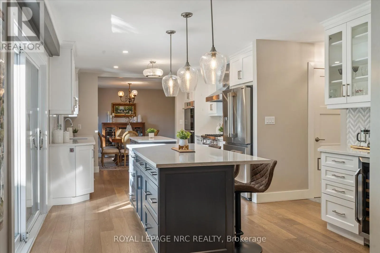 16 BRIARFIELD CRESCENT