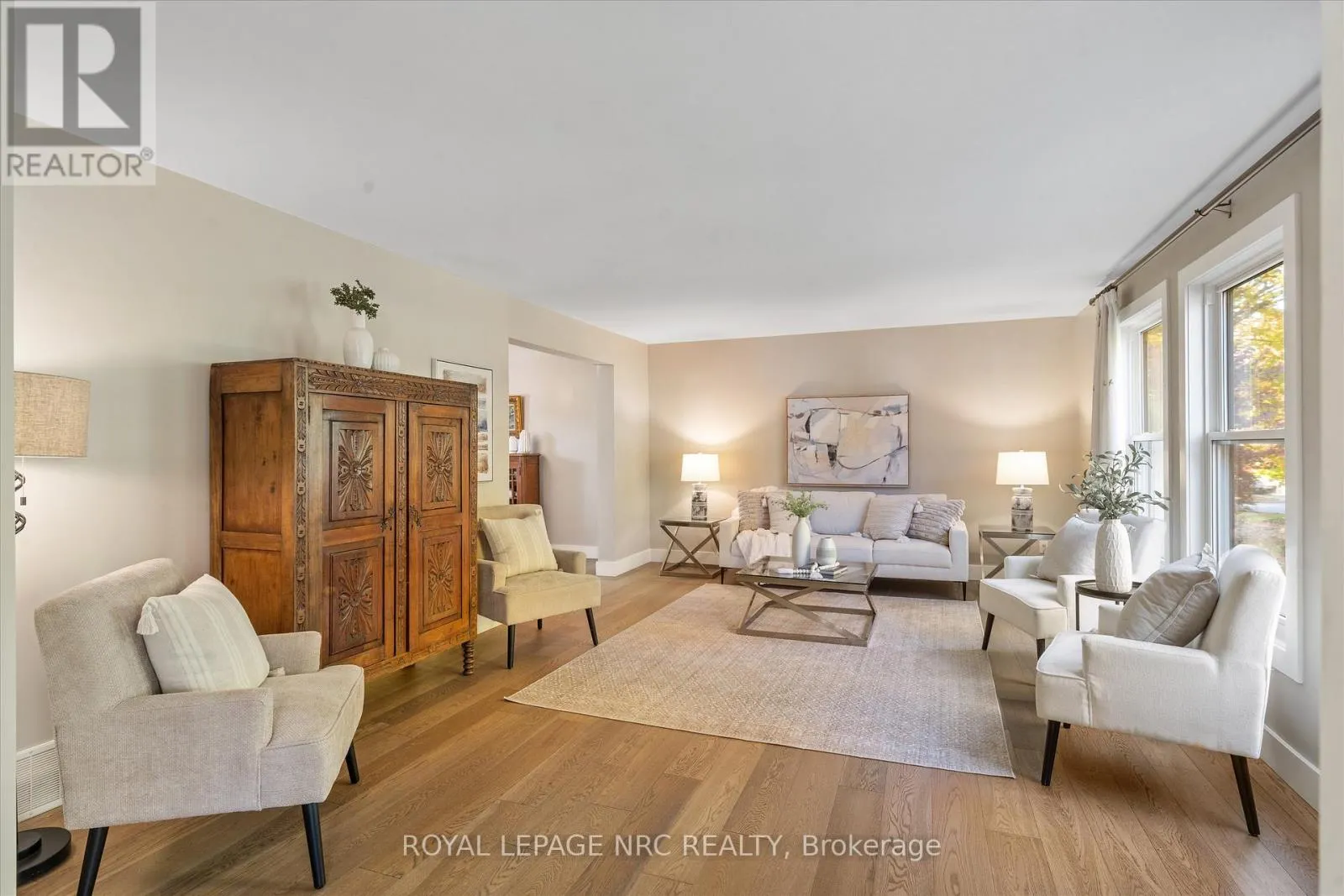 16 BRIARFIELD CRESCENT